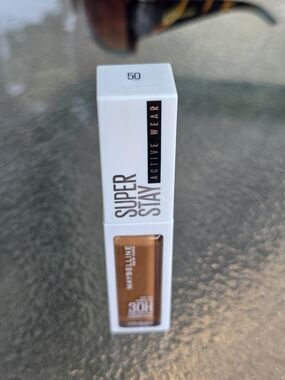 Maybelline Super Stay Active Wear Foundation 50 Warm Tan